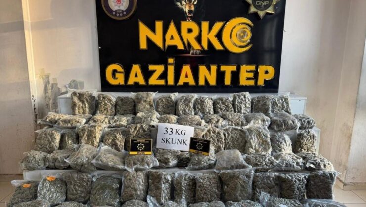 Gaziantep’te dev uyuşturucu operasyonu: Tırın dorsesindeki zuladan kilolarca zehir çıktı!