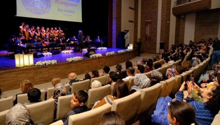 Gaziantep’te ‘Ustalara Saygı” Konserlerine yoğun katılım!
