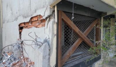 İBB yıkımında kolon patladı iddiası: Bina mühürlendi, 4 aile sokakta kaldı