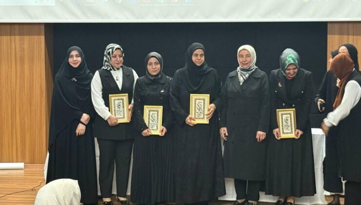 İHH, Diyarbakır’da ‘Sivil Toplumda Kadın’ paneli düzenledi