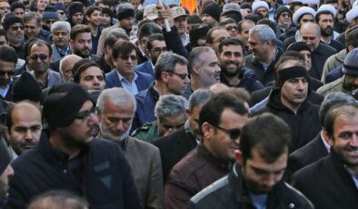 İran, ABD ve İsrail’le işbirliği yapan 100’den fazla kişinin mal varlığına el koydu