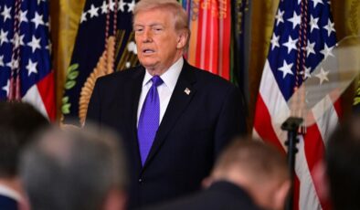 İran’ın ABD savaş uçaklarını düşürmesine Trump’tan ilk yorum