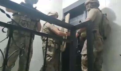 İzmir’de, okul saldırılarına ilişkin paylaşımlarla ilgili 30 gözaltı