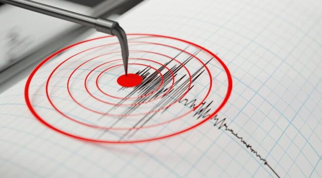 Japonya’da 7.4 büyüklüğünde deprem! Tsunami uyarısı yapıldı