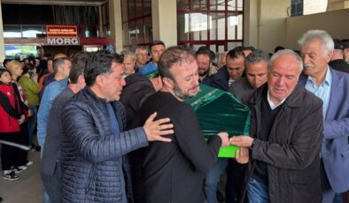 Kahramanmaraş’tan kahreden görüntüler: Okula gönderdikleri çocuklarını tabutta aldılar