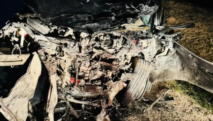 Kaymakamın içerisinde bulunduğu makam aracı kaza yaptı: 1 ölü, 2 yaralı