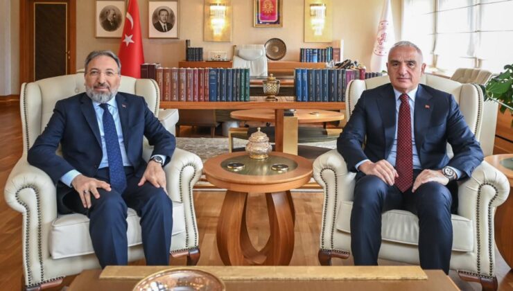 Kültür ve Turizm Bakanı Ersoy, Başkan Arpaguş ile bir araya geldi
