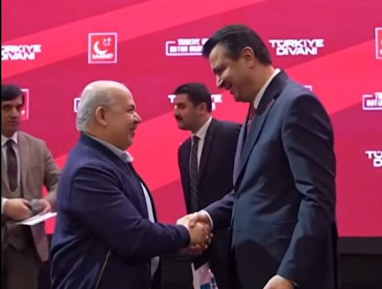 Mahmut Arıkan’dan Esenyurt’a Türkiye Üçüncülüğü Ödülü: Ekrem Özkan’a Büyük Takdir