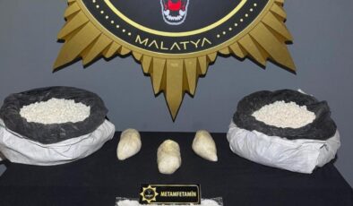 Malatya’da şeker çuvallarına uyuşturucu darbesi: Kilolarca zehir ele geçirildi!
