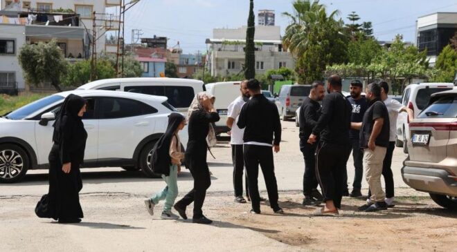 Okul çevresindeki silah sesleri paniğe neden oldu