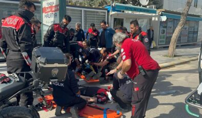 Otomobil yunus polislerin motosikletiyle çarpıştı: 2 polis yaralı!