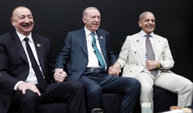 Pakistan’dan sosyal medyayı sallayan paylaşım: Brothers