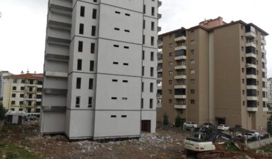 Stajyer öğrenci 25 metreden düşerek hayatını kaybetti