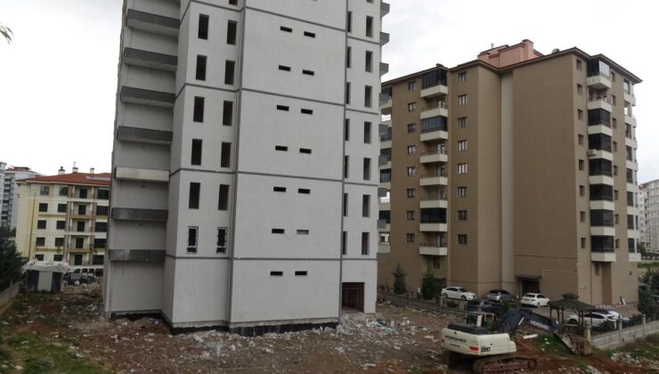 Stajyer öğrenci 25 metreden düşerek hayatını kaybetti