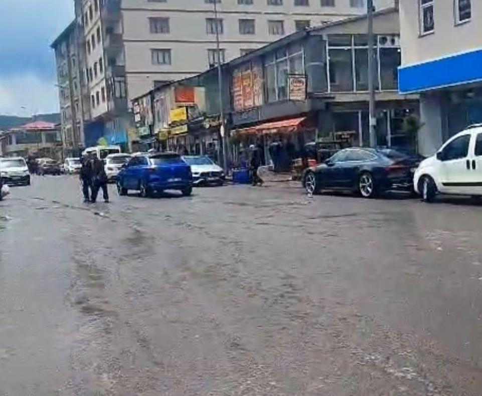 ARDAHAN’DA YOLLAR ÇİLEYE DÖNDÜ: İHALELER NEREYE GİDİYOR?