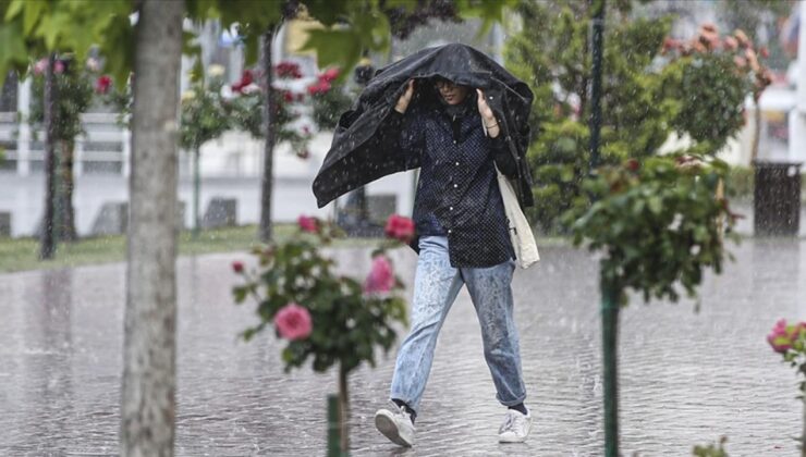 Baharı beklerken yeniden sağanak geliyor: 35 il için gök gürültülü yağış alarmı