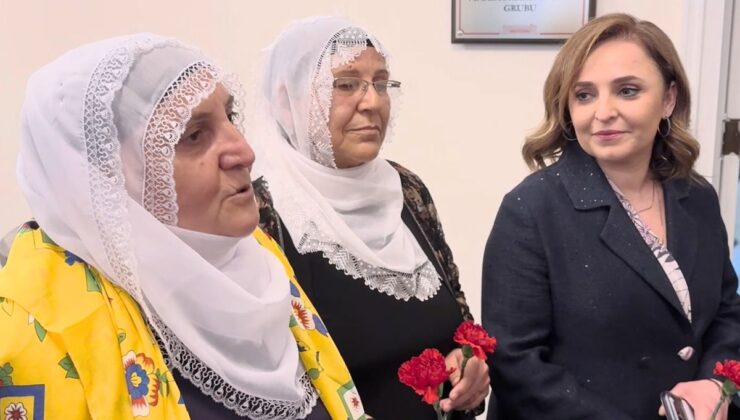 Barış Anneleri’nin ilk durağı MHP oldu! Görüşmede dikkat çeken anlar
