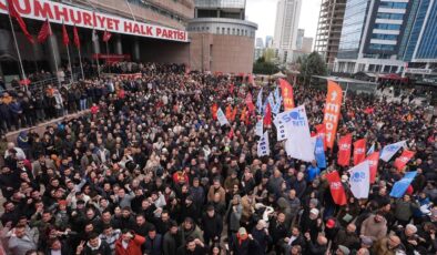 CHP’li eski vekilden partisine salvolar: Hırsızın partisi olmaz