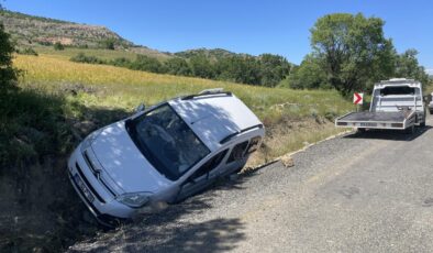 Diyarbakır’da kanlı pusu! Güpegündüz otomobile kurşun yağdırdılar: 1 ölü, 1 yaralı
