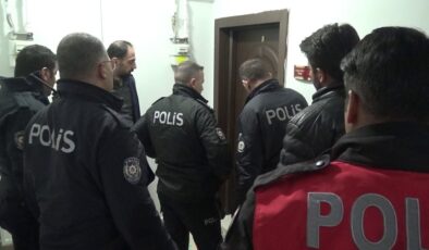 Erzurum’da 17 yaşındaki genç anneannesini bıçaklayıp rehin aldı; teyzesinin ikna etmesiyle teslim oldu