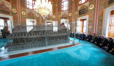 Fatih Sultan Mehmet, vefatının 545’inci yılında kabri başında anıldı