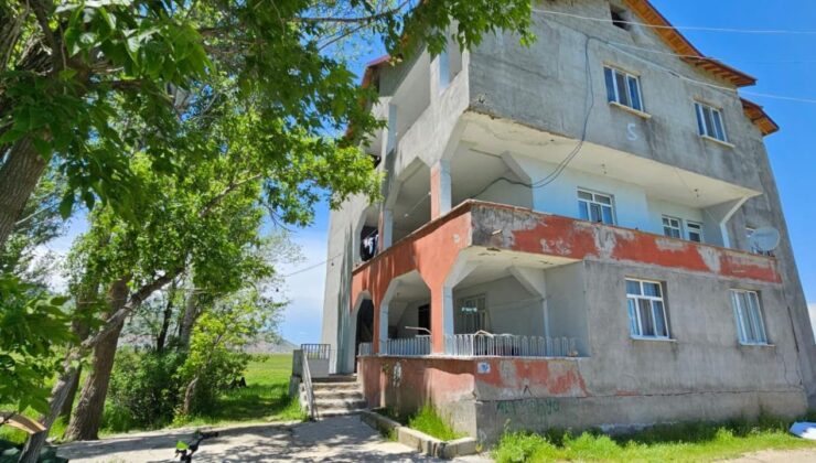 Geceleri uyuyamıyorlar: Evden çıkanlar dehşete düşürdü! ‘Bazıları 3 metre’