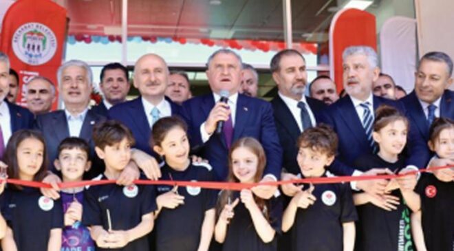 Gençlik ve Spor Bakanı Osman Aşkın Bak: ‘Trabzonspor bir dünya markası’