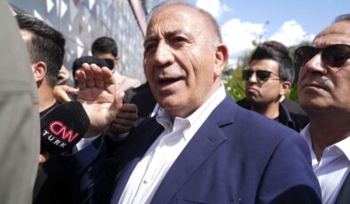Gürsel Tekin’in kayyumluk görevine son verildi