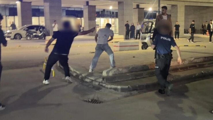 Hastanede bıçaklı saldırı: 2’si güvenlik görevlisi 3 yaralı