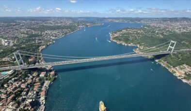 İstanbul Boğazı gemi trafiğine kapatıldı