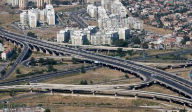 ‘İzmir Çevre Yolu ücretli olacak’ iddialarına AK Parti’den yanıt!