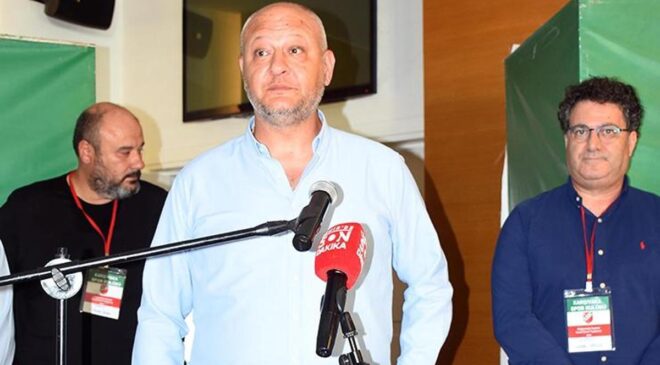 Karşıyaka’da kongre tarihi tepkisi
