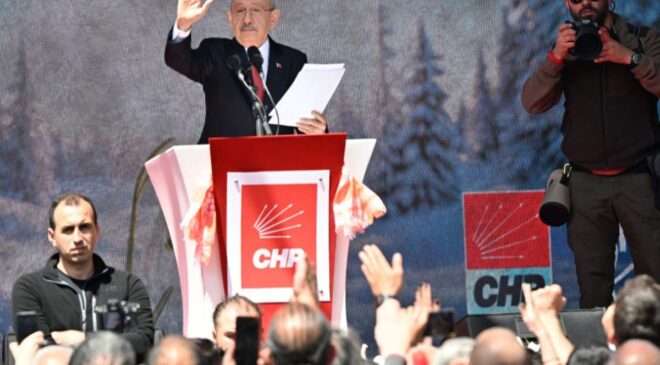 Kılıçdaroğlu, "Hain" sloganlarına kendisini Atatürk’e benzeterek yanıt verdi