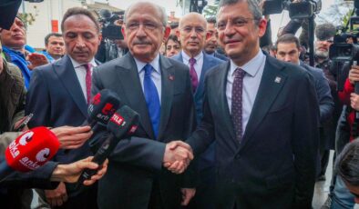 Kılıçdaroğlu ve ekibinden yeni hamle! Özgür Özel yönetiminin banka hesaplarına erişi kısıtlandı