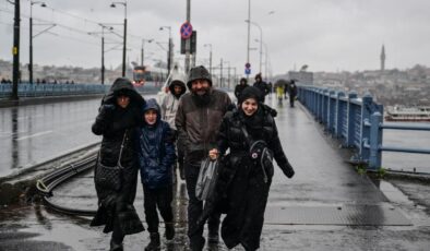 Kış geri geldi: İstanbul’da yağış ne kadar sürecek? İşte 5 günlük hava raporu