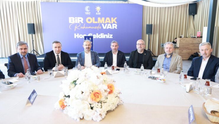 Ordulu AK Parti teşkilat mensupları Sultanbeyli’de buluştu
