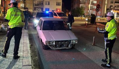 Sigortasız, muayenesiz ve plakasız araç sürücüsüne para cezası