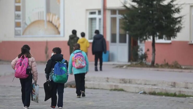 Son dakika: Bir ilimizde okullar 1 gün tatil edildi