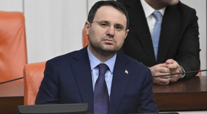 Zaman aşımına uğrayan cinayet dosyaları açılacak mı? Bakan Gürlek’ten dikkat çeken mesaj!
