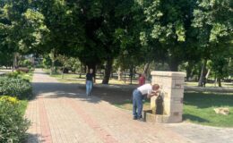 Adana kavruluyor! Termometreler 33 dereceyi gösterdi, vatandaş isyan etti!