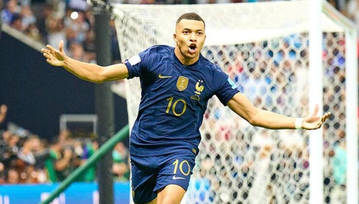 Dünya Kupası tarihinde 54 hat-trick
