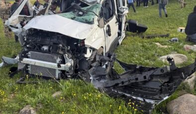 Erzurum’da katliam gibi kaza: 3 ölü, 4 yaralı!
