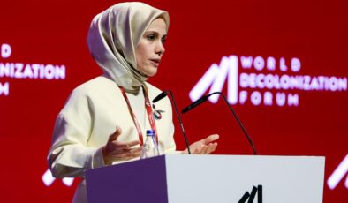 Esra Albayrak: Dekolonizasyon, Batı’ya "Efendilik kompleksinden" arınması için bir davettir