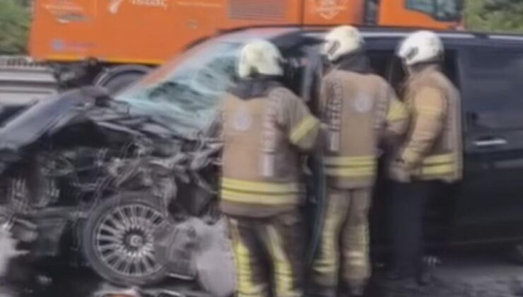 Eyüpsultan’da zincirleme kaza: 6 kişi yaralandı, trafik durdu