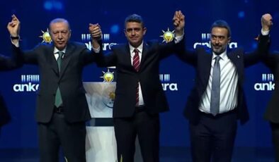 Haymana Belediye Başkanı Levent Koç, AK Parti’ye geçti! Rozetini Cumhurbaşkanı Erdoğan taktı