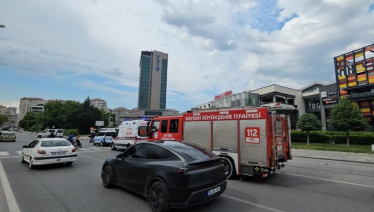 Kayseri’de AVM’de ‘bomba’ paniği