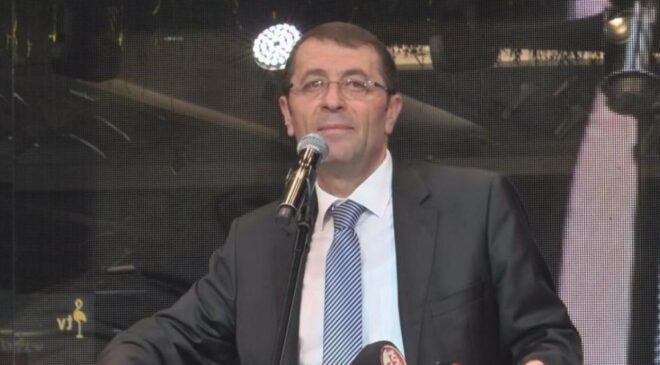 Kayseri’den acı haber: Vali Yardımcısı Şenol Esmer hayatını kaybetti