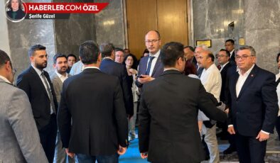 Kılıçdaroğlu mu Özel mi? İşte CHP Grup Toplantısı’nın yapılacağı salona ilk gelen ekip