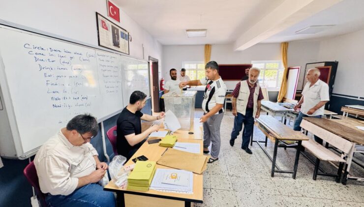 Narin Güran’ın köyü sandık başına gitti!