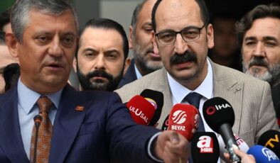Özel’den Kılıçdaroğlu’nun danışmanı Sönmez’e: Gelmiş o iğrenç bıyıklı…